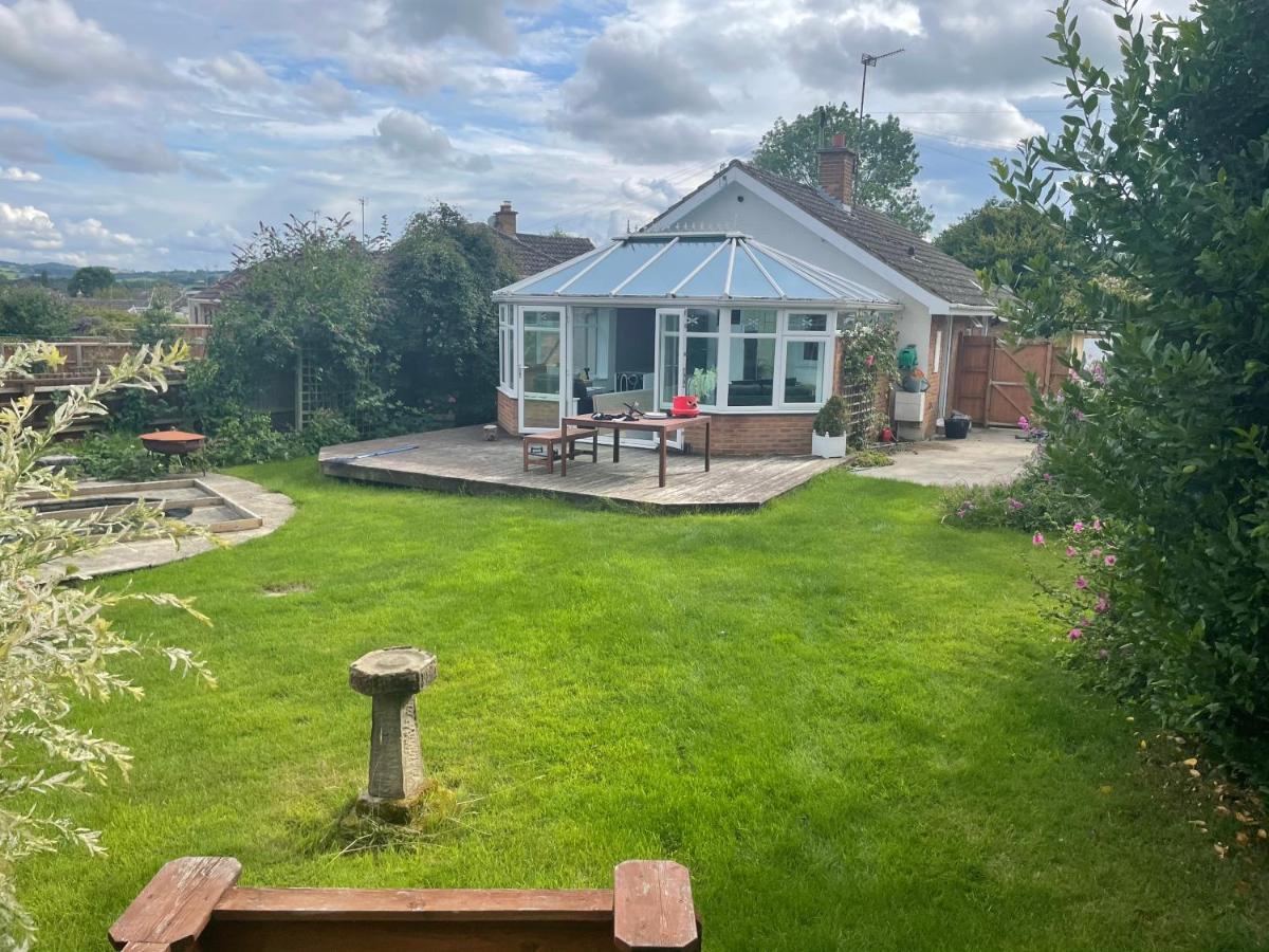 3 Bed Bungalow In Winchcombe, Cotswolds,Gloucester Eksteriør bilde